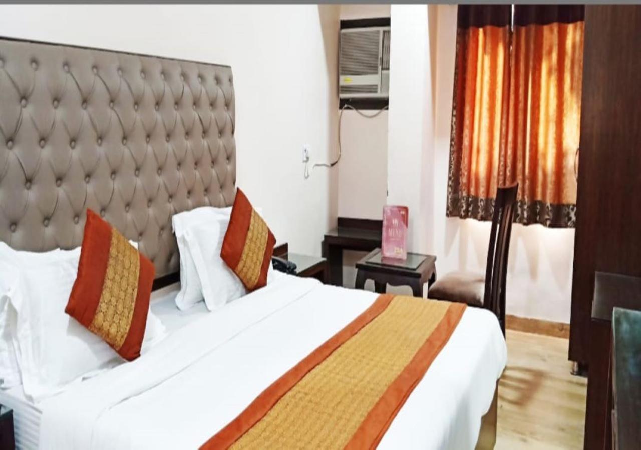 Hotel I Stay & Revels Near New Delhi Railway Station- By Ap Singh Hotels ภายนอก รูปภาพ