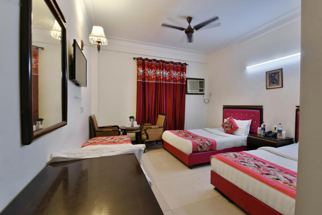 Hotel I Stay & Revels Near New Delhi Railway Station- By Ap Singh Hotels ภายนอก รูปภาพ