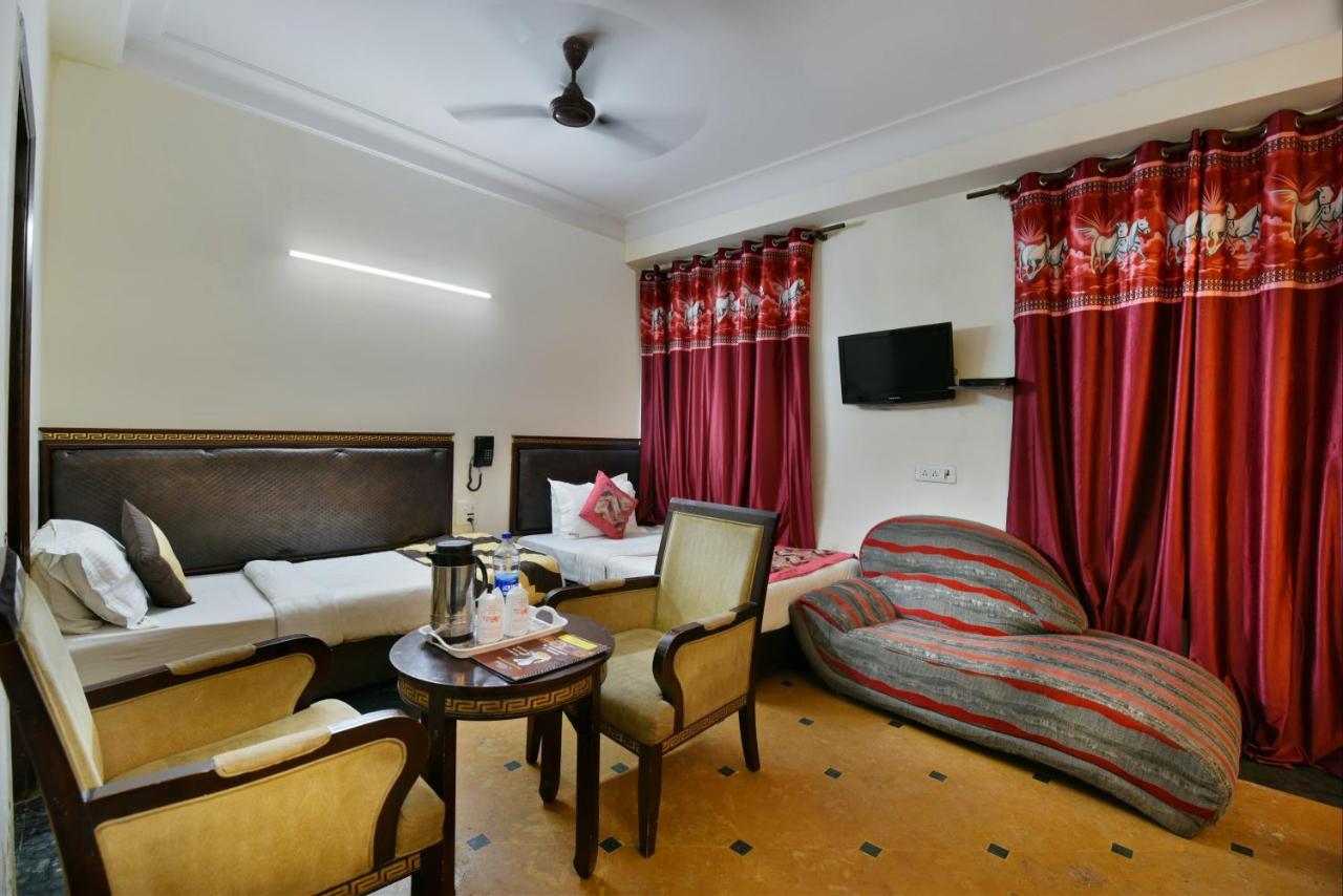 Hotel I Stay & Revels Near New Delhi Railway Station- By Ap Singh Hotels ภายนอก รูปภาพ